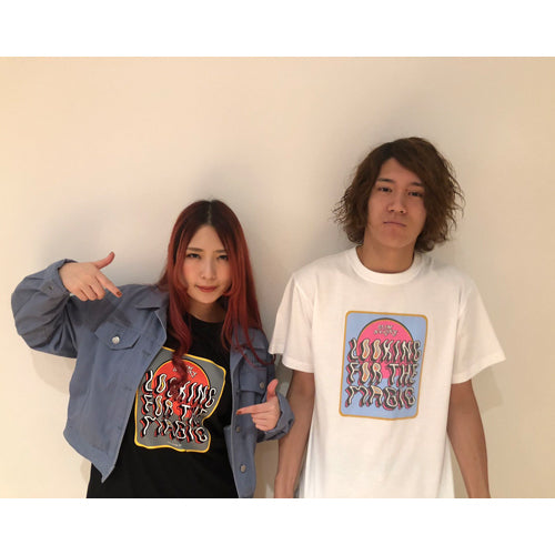 GLIM SPANKY / LOOKING FOR THE MAGIC【UNIVERSAL MUSIC STORE限定】【通常盤+Tシャツ【黒】】【CD】【+Tシャツ】