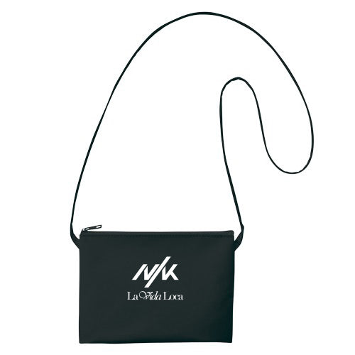 NIK / La Vida Loca【初回限定盤B+La Vida Loca サコッシュ】【メンバー個別オンライン・トーク&撮影会対象】【アンコール開催分】【8月21日(日)】【UNIVERSAL MUSIC STORE限定】【CD MAXI】【+DVD】【+グッズ】