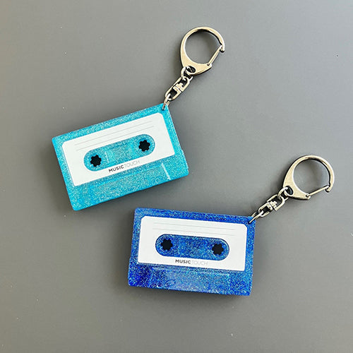 V.A. / MUSIC TOUCH カセットキーホルダー【アクアマリン】【グッズ】