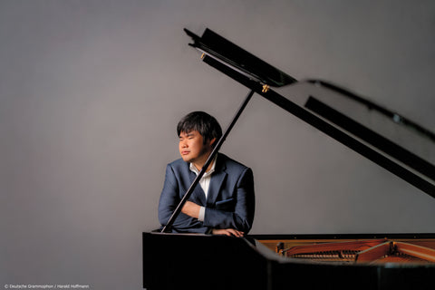 辻󠄀井伸行 – UNIVERSAL MUSIC STORE