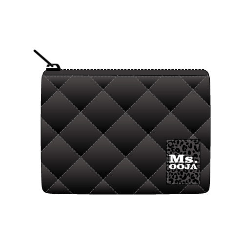 Ms.OOJA / キルティングポーチ（マチ無し）【グッズ】