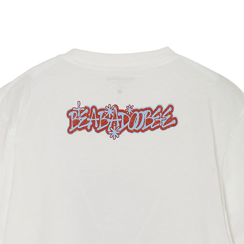 ビーバドゥービー / Beabadoobee Pop Up Store 2025 Beabadoobee Back Neck Logo S/S Tee【White】【グッズ】