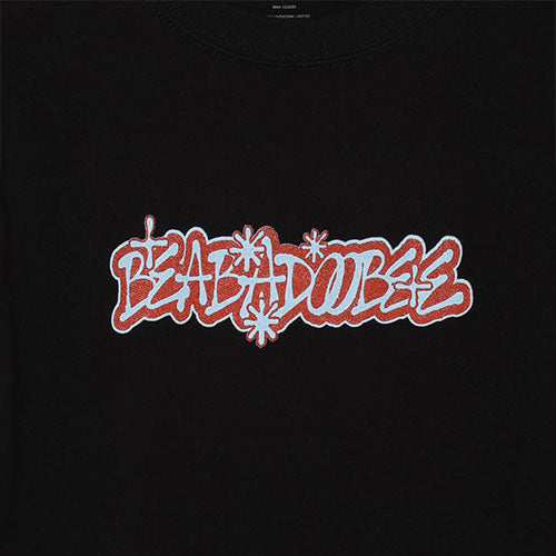 ビーバドゥービー / Beabadoobee Pop Up Store 2025 Beabadoobee Basic Logo S/S Tee【Black】【グッズ】