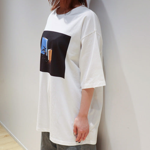 ヨルシカ / 二人称展　Tシャツ A　White【グッズ】