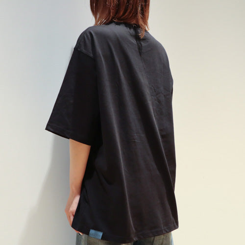 ヨルシカ / ＜受注販売＞二人称展　Tシャツ B　Black【グッズ】