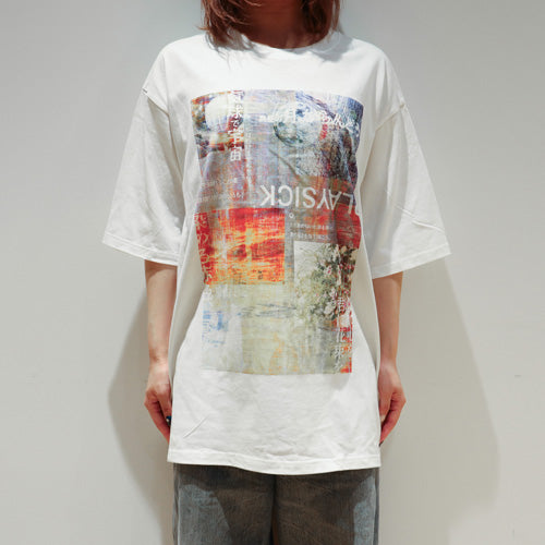 ヨルシカ / ＜受注販売＞二人称展　Tシャツ C　White【グッズ】