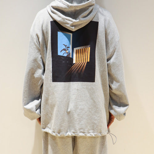 ヨルシカ / ＜受注販売＞二人称展　ハーフジップパーカー【グッズ】