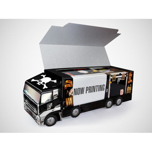 VAMPS / VAMPS LIVE 2014－2015【VAMPSトレーラースペシャルBOX仕様】【通常盤A】【Tシャツ：Mサイズ】【Blu-ray】【+グッズ（クラッチバッグ、Tシャツ、ハンドタオル）】