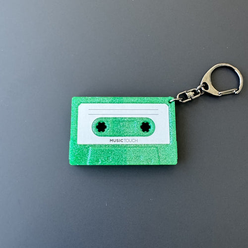 V．A． / MUSIC TOUCH カセットキーホルダー【エメラルド】【グッズ】